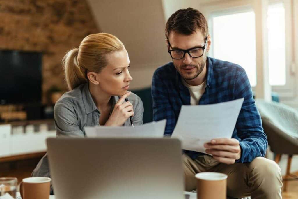 Compra de carro usado: o que avaliar antes do negócio para evitar prejuízos? Compra de carro usado: o que avaliar antes do negócio para evitar prejuízos